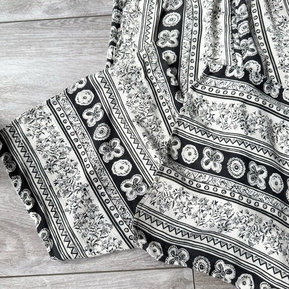 A&F Bohemian styled flare pants - Picture 6 of 11